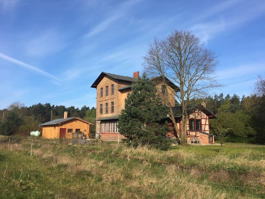 Romantisches Studio Am Waldesrand Mit Gartensauna Schwarz Exteriör bild