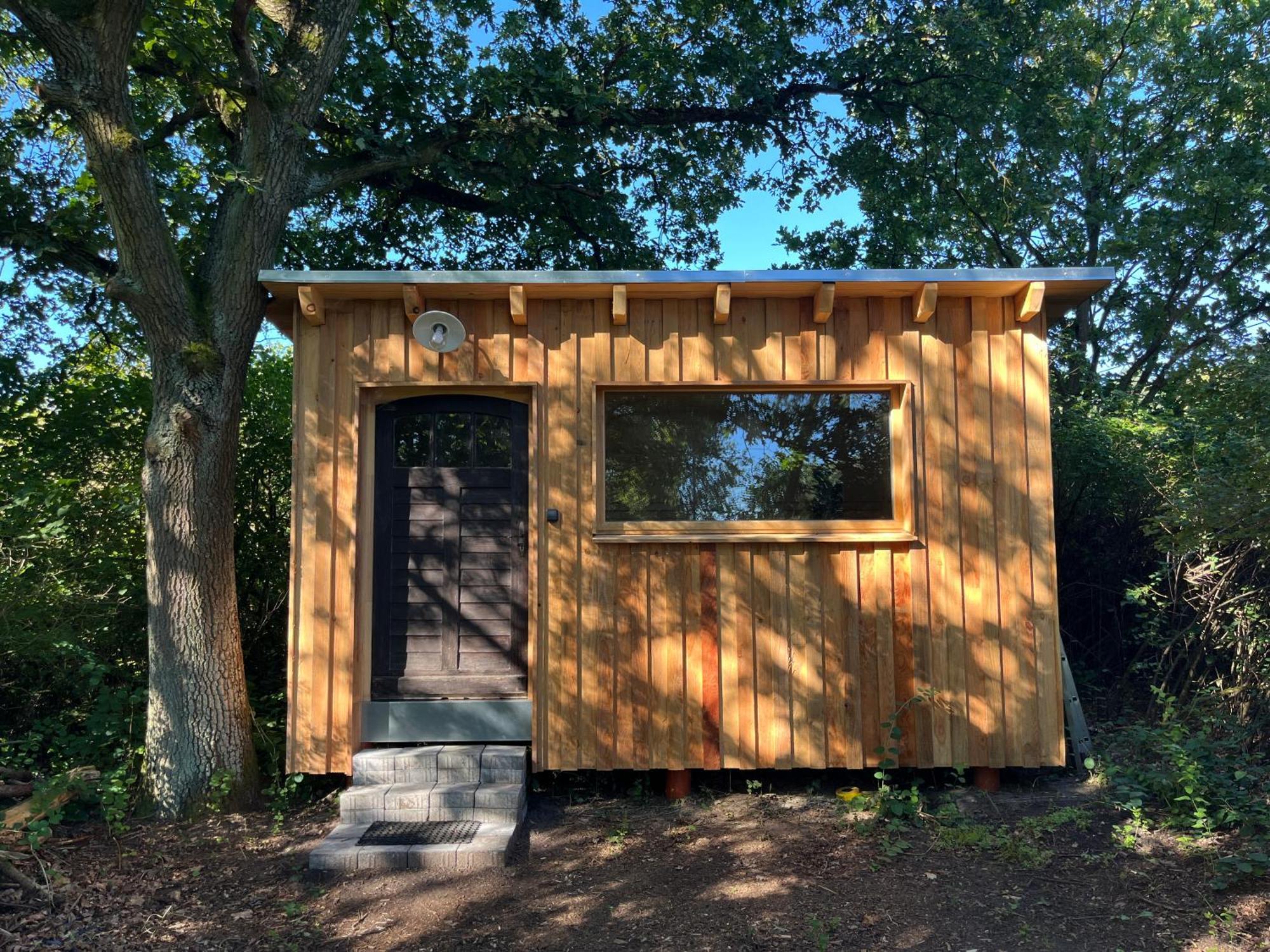 Romantisches Studio Am Waldesrand Mit Gartensauna Schwarz Exteriör bild